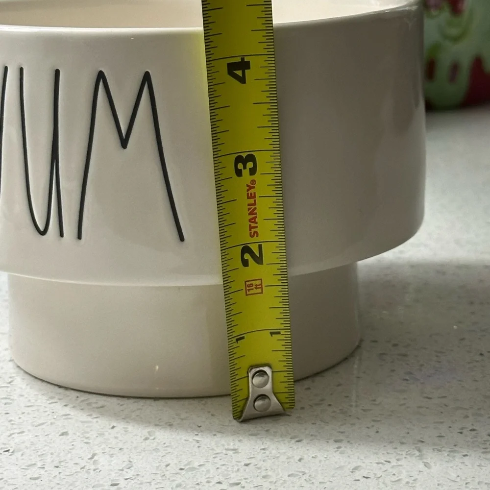NWOT•Raised Dog Bowl “YUM”.